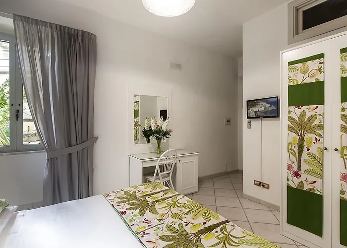 Гостьовий будинок Palazzo Starace Сорренто