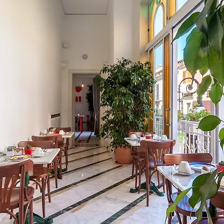 Palazzo Starace 게스트하우스 4*