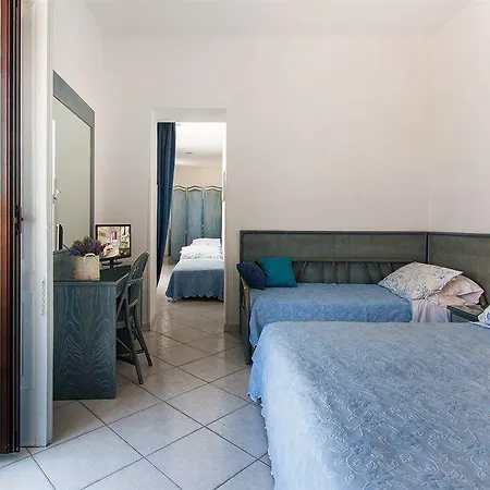 Palazzo Starace Affittacamere 4*