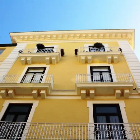 Palazzo Starace 4* ソレント