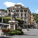 Palazzo Starace Konukevi 4*