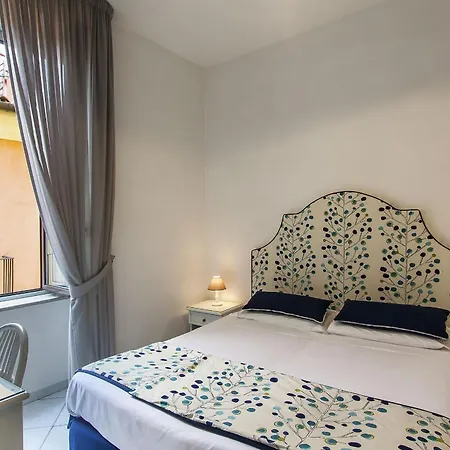 Palazzo Starace Konukevi 4*