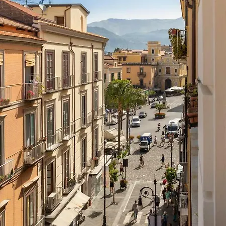 Konukevi Palazzo Starace Sorrento