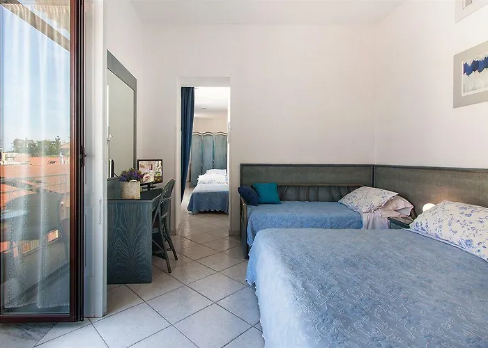 Palazzo Starace Affittacamere 4*